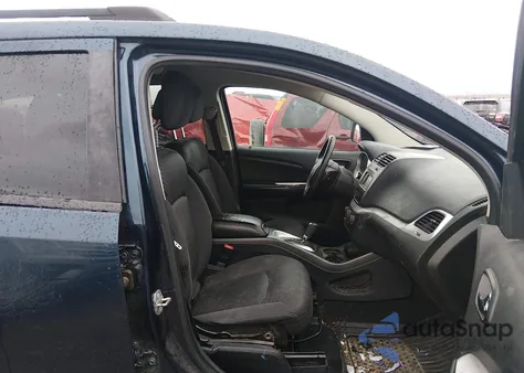 2014 Dodge Journey Sxt z USA, uszkodzony, nr VIN 3C4PDDBG5ET251255